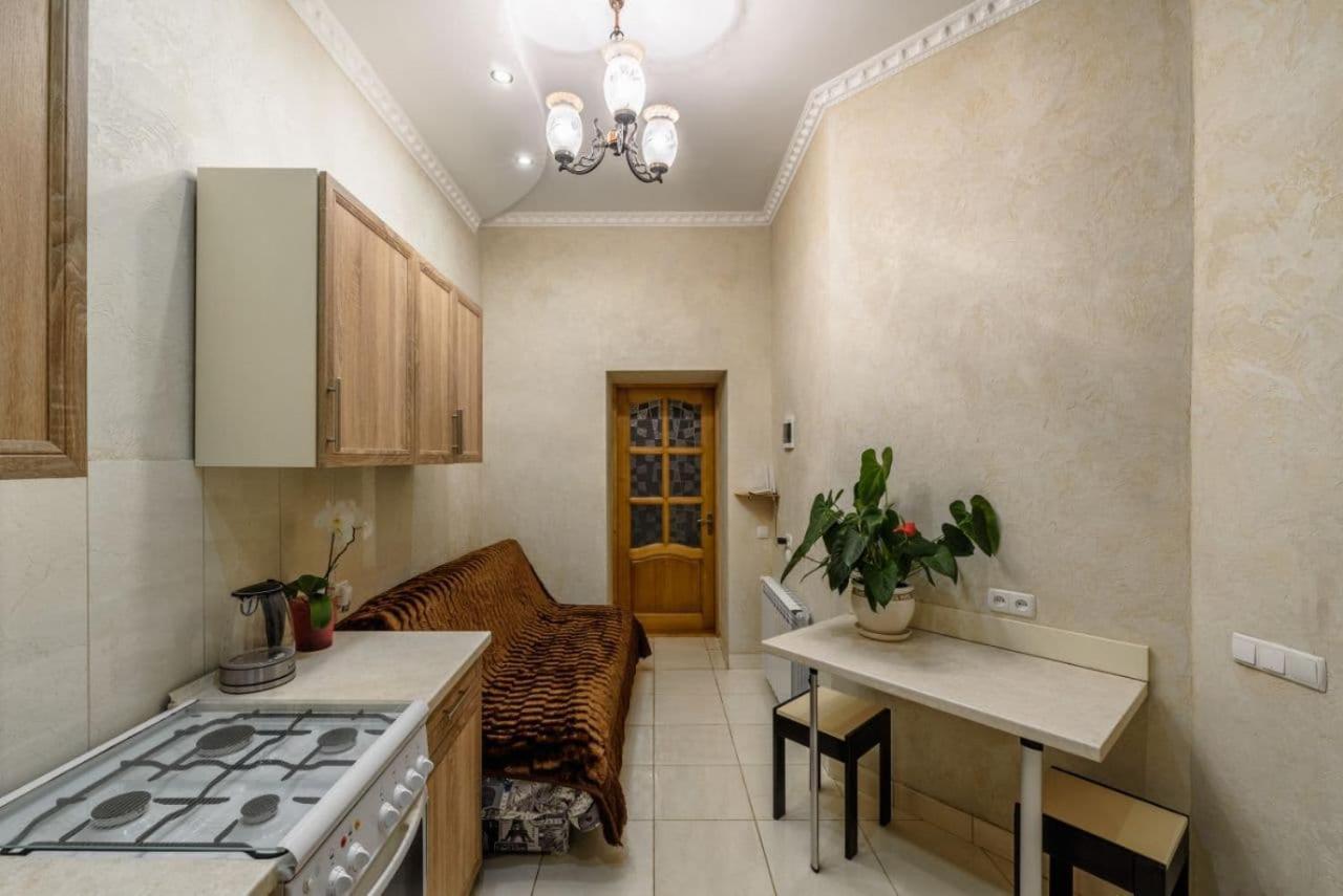 Apartments Stepana Bandery Lviv Exteriör bild